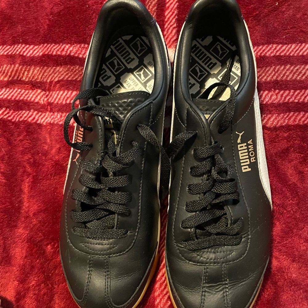 Men Puma Roma LFST EXT. Size 9 Men/ Women Size 10.5